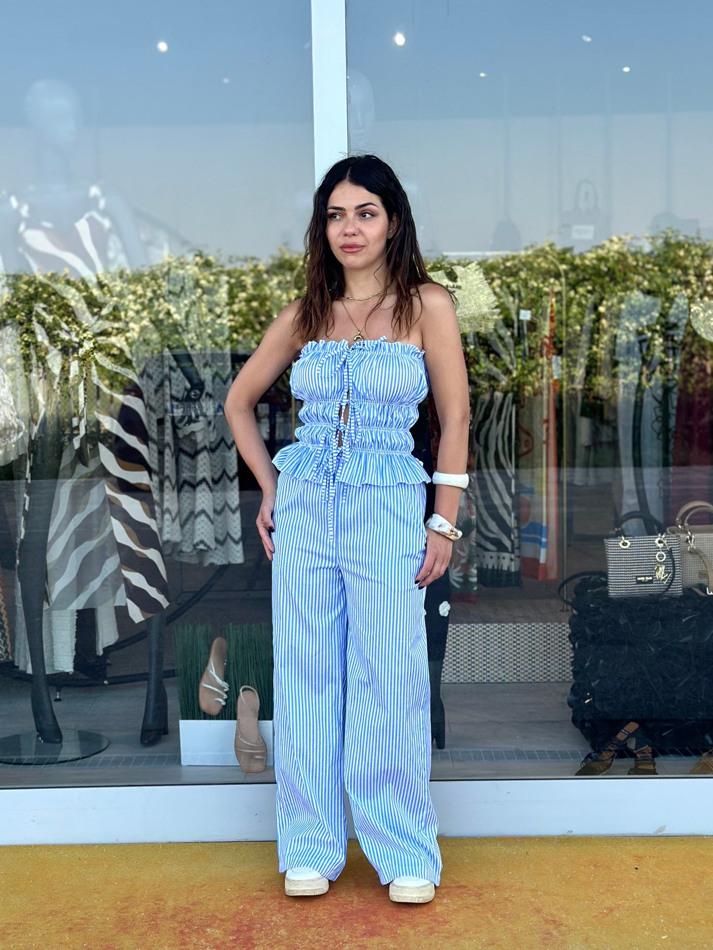 Light blue set