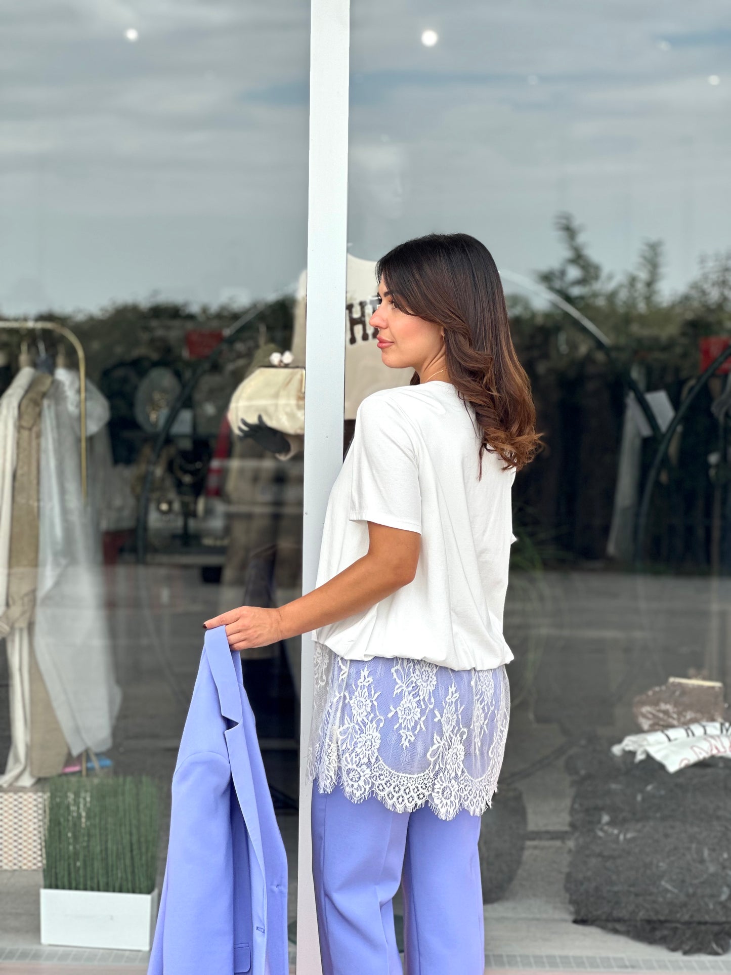 T-shirt con pizzo