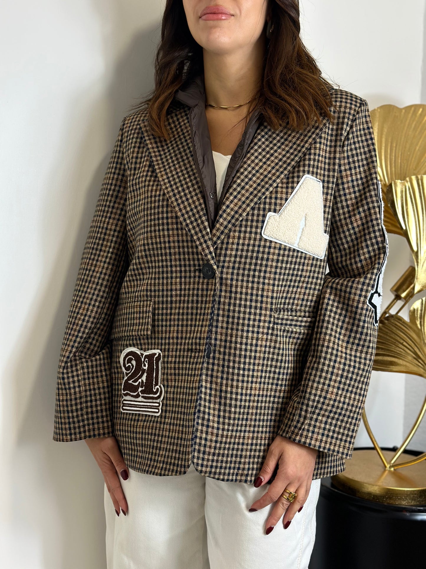 Blazer Looney