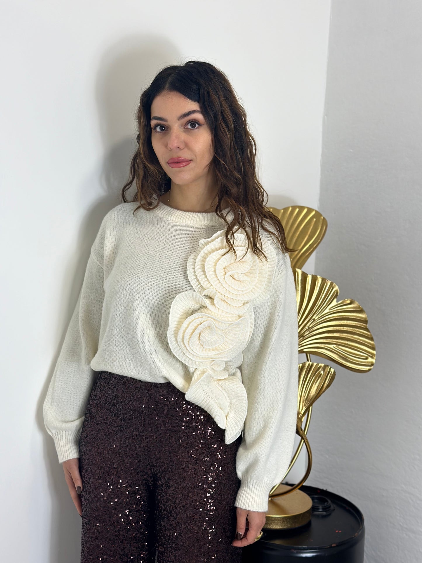 Pull in lana con fiori